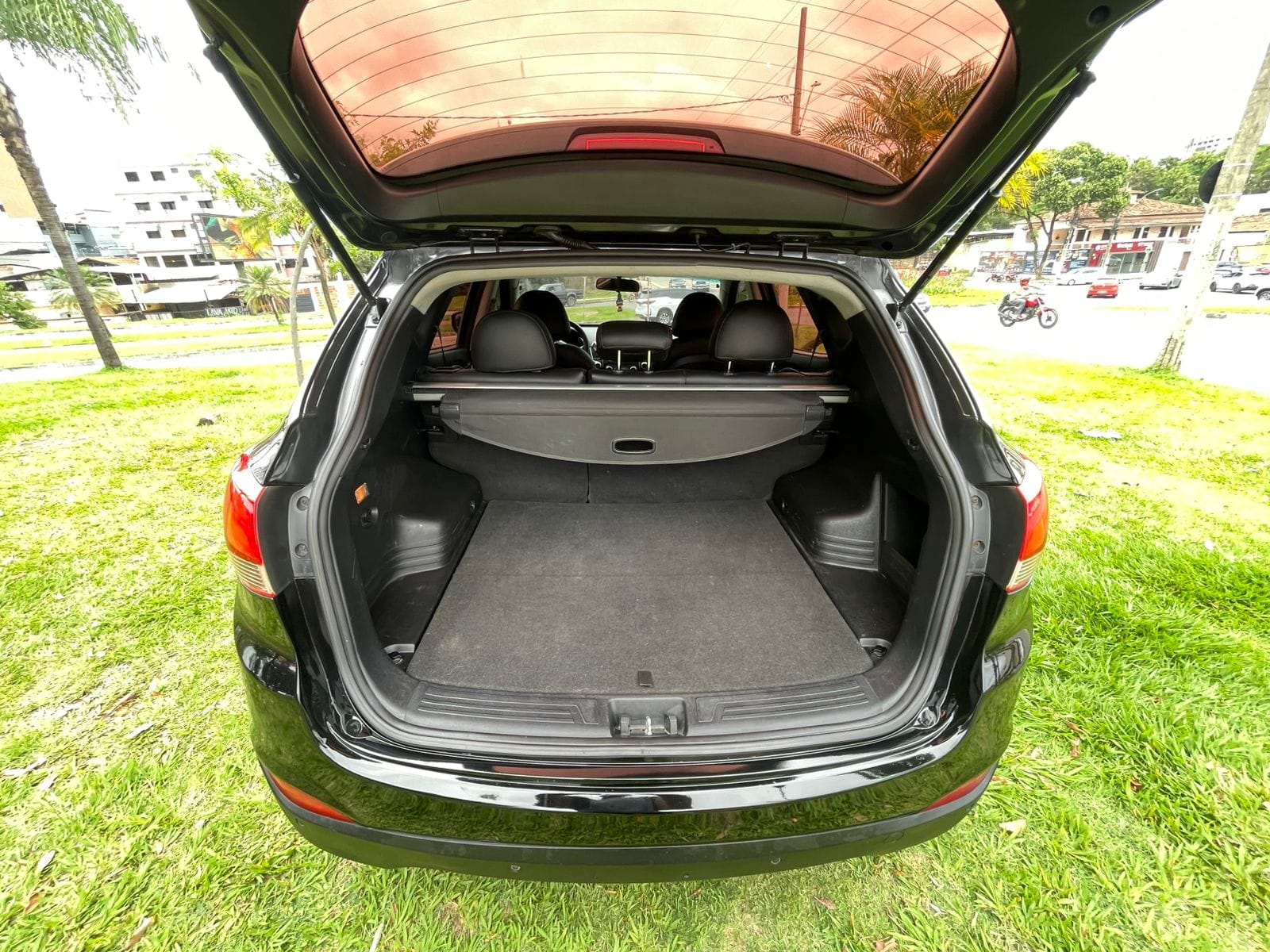 WhatsApp Image 2025-12-17 at 10.01.482