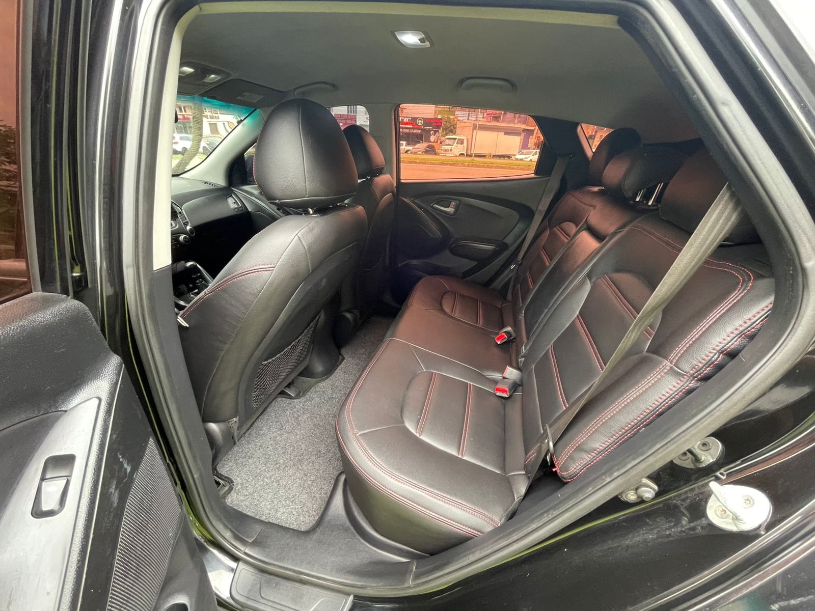 WhatsApp Image 2025-12-17 at 10.01.494