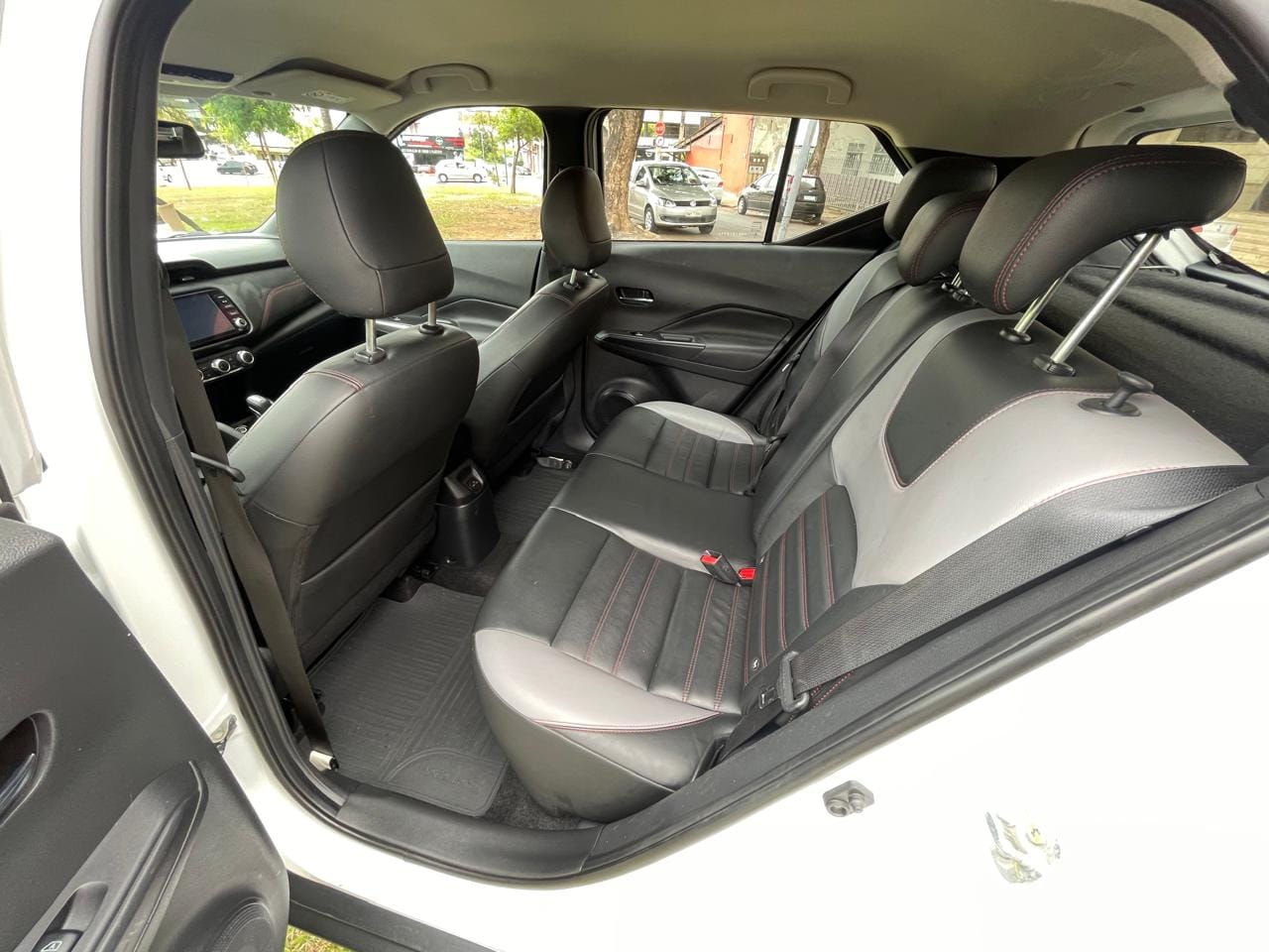 WhatsApp Image 2026-04-09 at 14.23.254